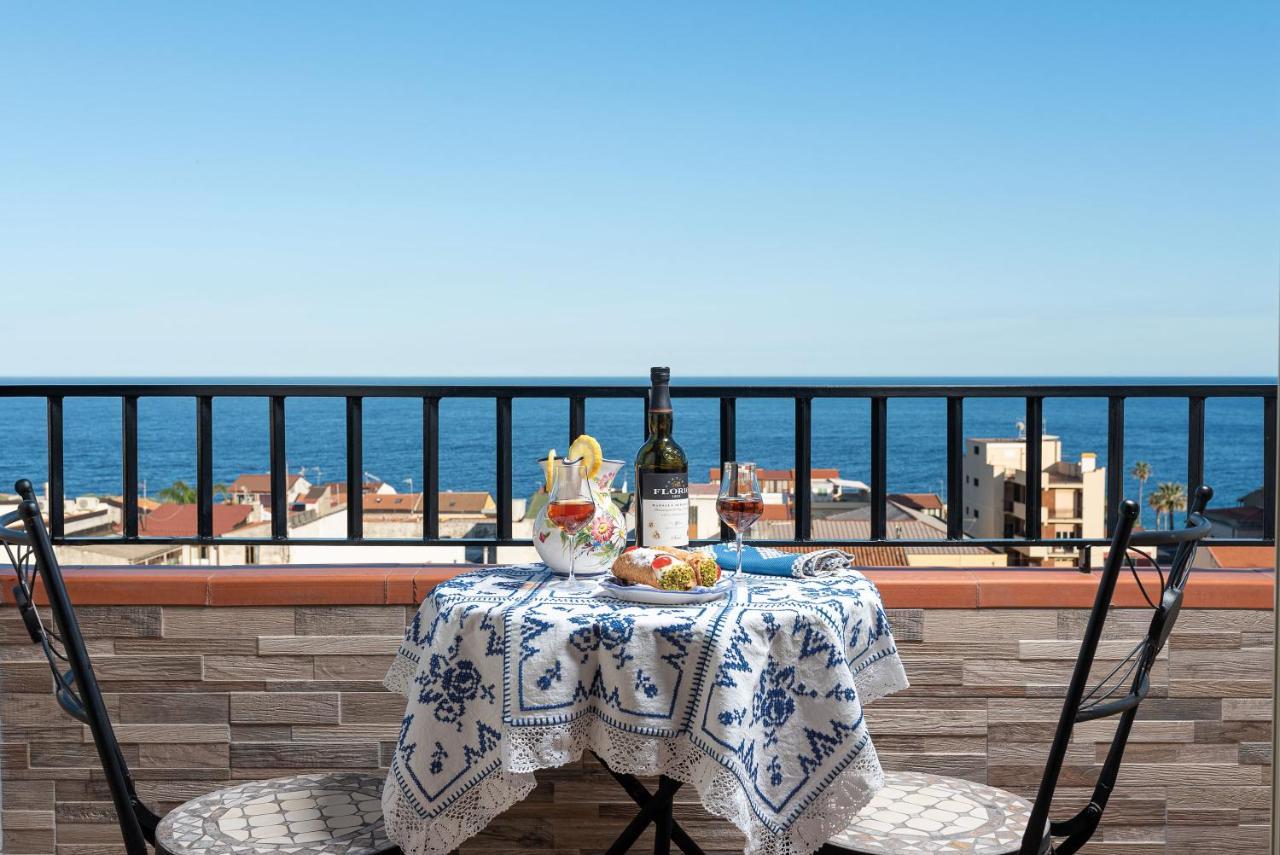 Torrevarata - Guest Rooms Santa Teresa Di Riva Zewnętrze zdjęcie