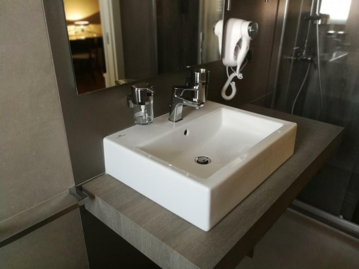 Torrevarata - Guest Rooms Santa Teresa Di Riva Zewnętrze zdjęcie